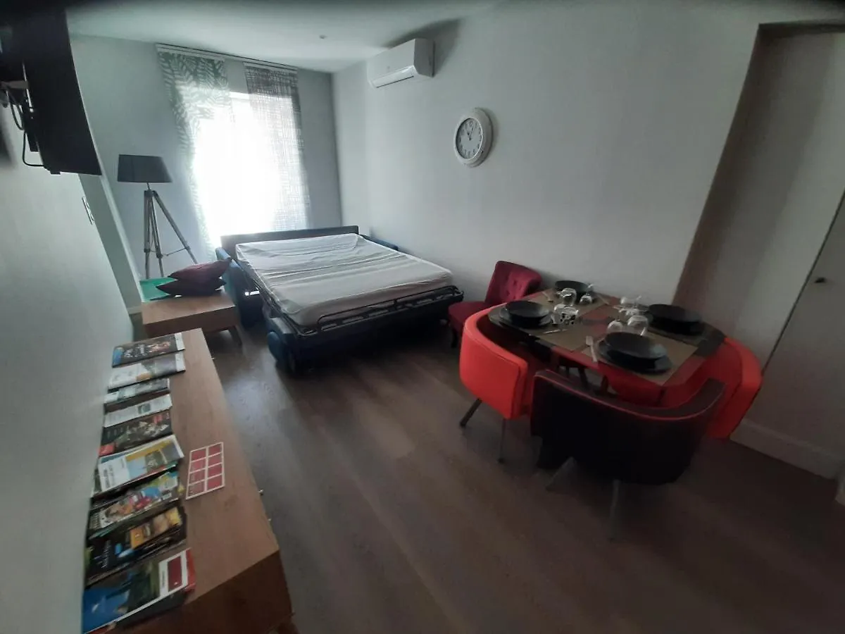 4 Apt T2 50 A 60 M2 Deplacement 