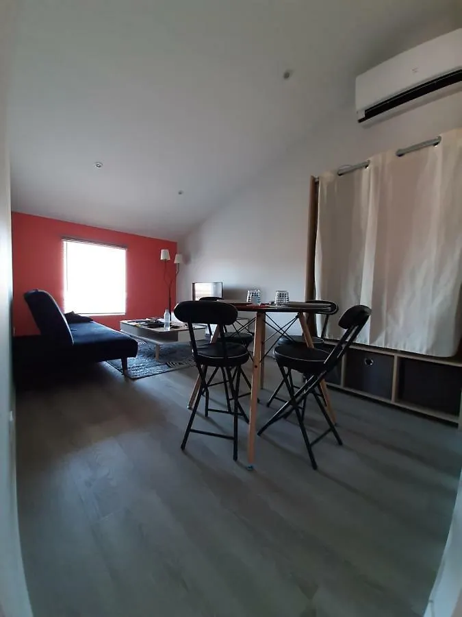 T2 50 à 60 M2 déplacement PRO ou couple avec enfants Les Hauts De Bourg 0*, Bourg-Saint-Andéol