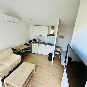 Appartement De La Lauze, Bourg-Saint-Andéol
