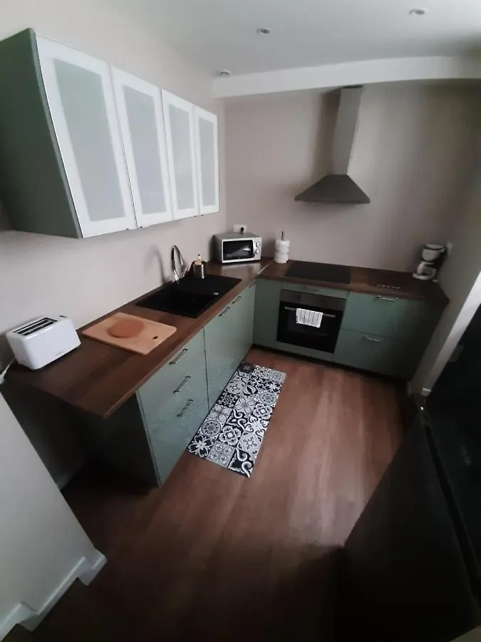 T2 50 à 60 M2 déplacement PRO ou couple avec enfants Les Hauts De Bourg 0*, Bourg-Saint-Andéol France