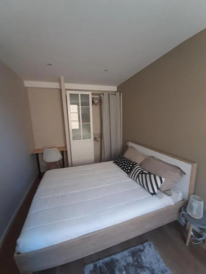 T2 50 à 60 M2 déplacement PRO ou couple avec enfants Les Hauts De Bourg