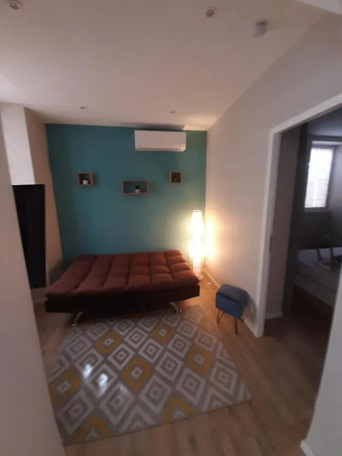 T2 50 à 60 M2 déplacement PRO ou couple avec enfants Les Hauts De Bourg 0*, Bourg-Saint-Andéol