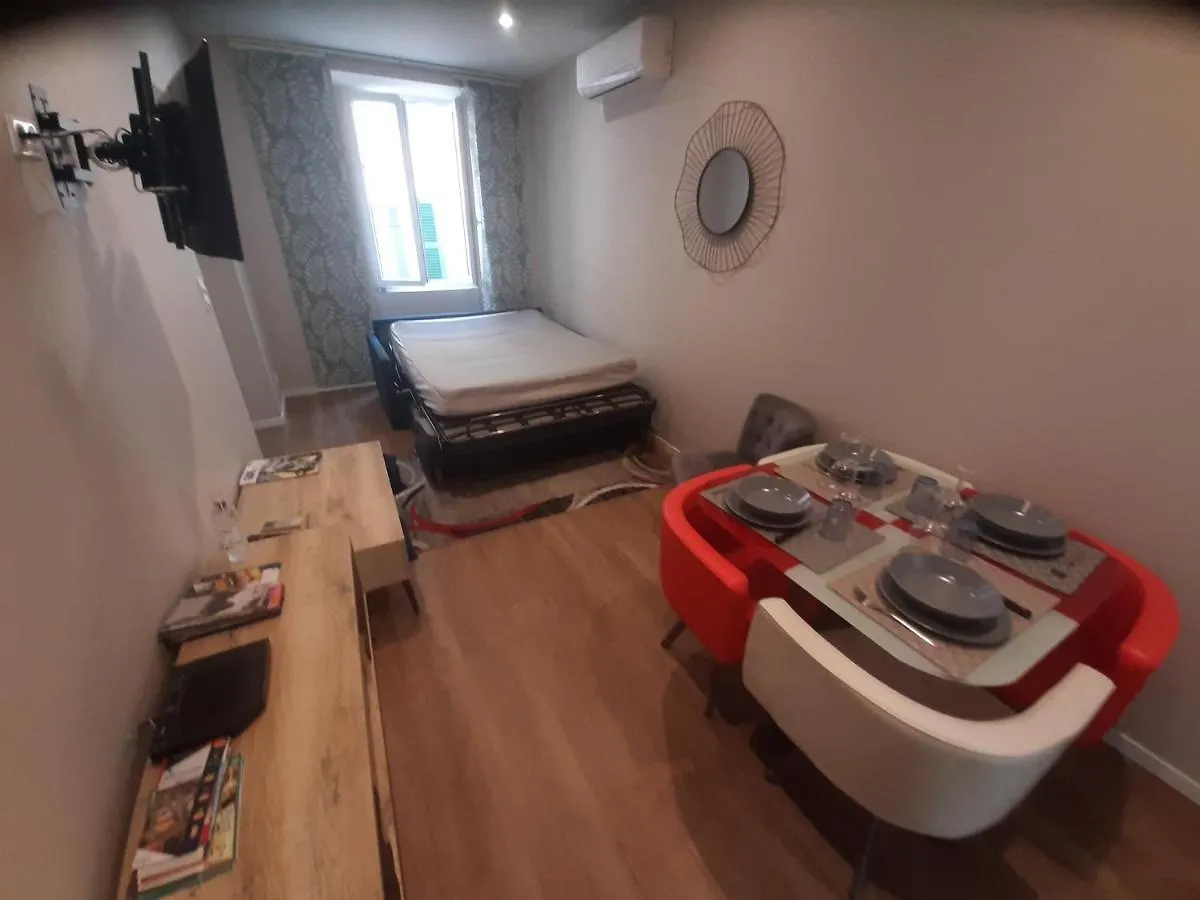 T2 50 à 60 M2 déplacement PRO ou couple avec enfants Les Hauts De Bourg Appartement Bourg-Saint-Andéol