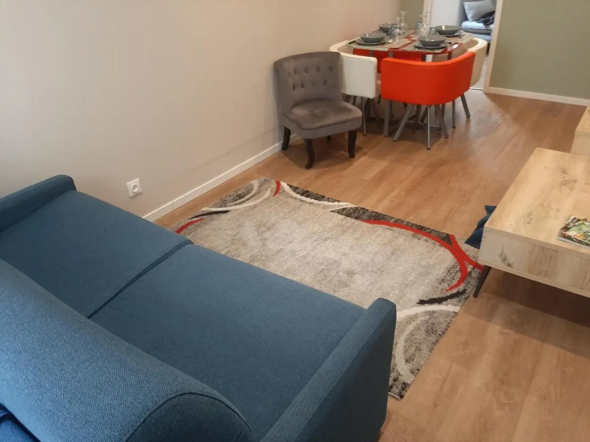 T2 50 à 60 M2 déplacement PRO ou couple avec enfants Les Hauts De Bourg France