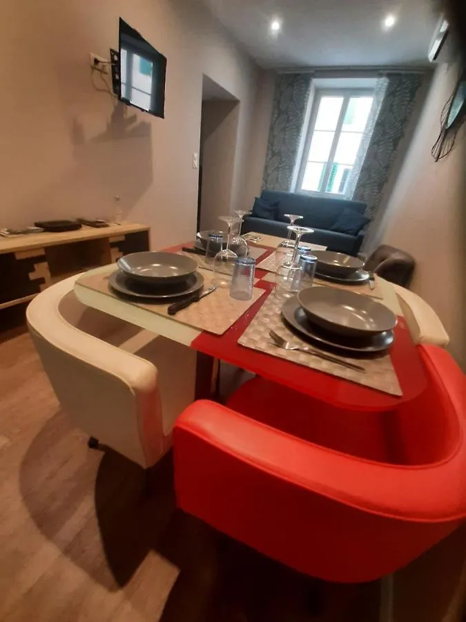 Appartement T2 50 à 60 M2 déplacement PRO ou couple avec enfants Les Hauts De Bourg