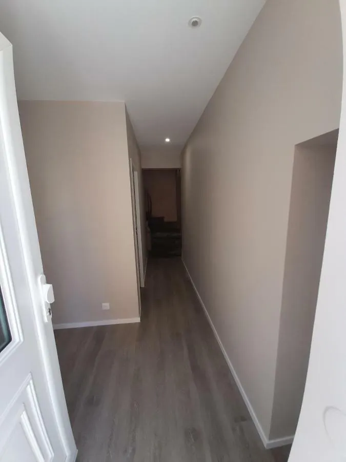 T2 50 à 60 M2 déplacement PRO ou couple avec enfants Les Hauts De Bourg 0*, Bourg-Saint-Andéol