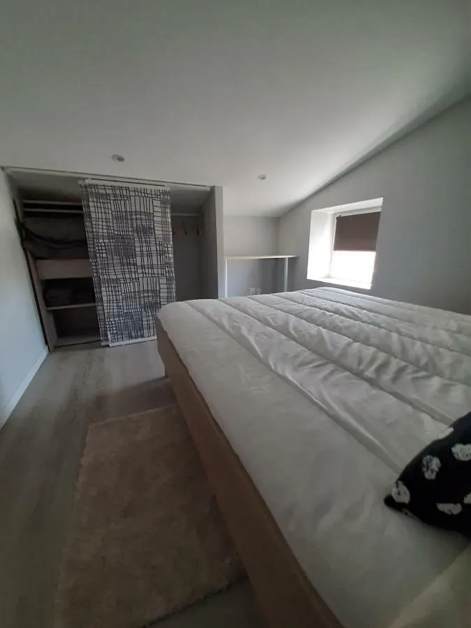 T2 50 à 60 M2 déplacement PRO ou couple avec enfants Les Hauts De Bourg France